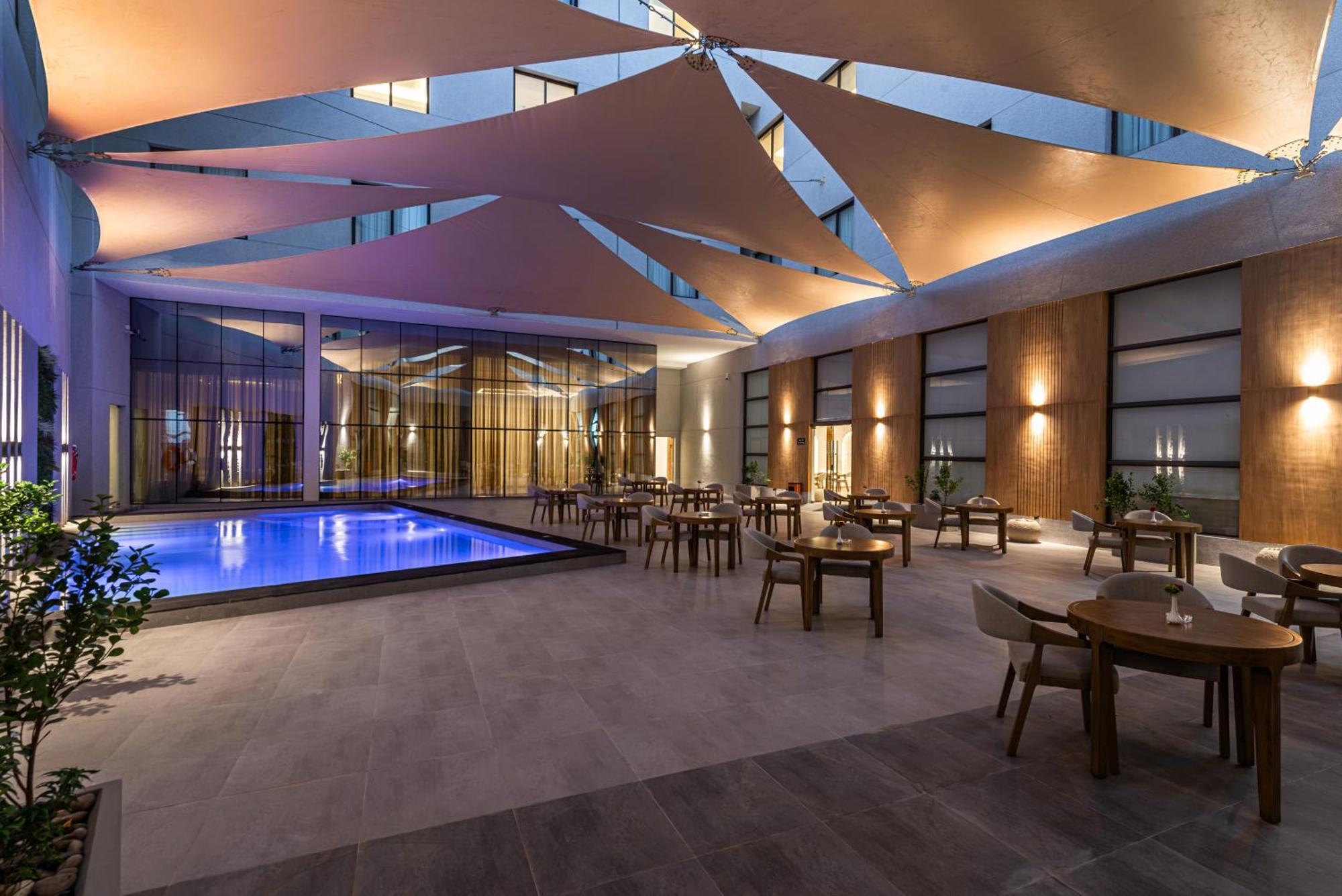 Voyage Hotel & Suites Riad Exterior foto